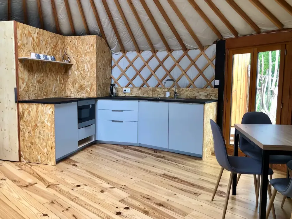 Yourte pleine nature